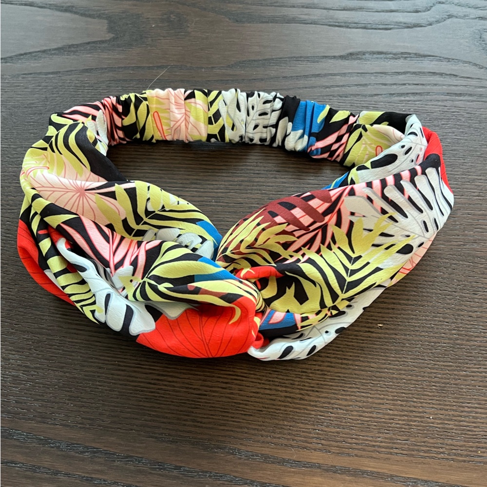 Forever 21 Tropical Print Headband
